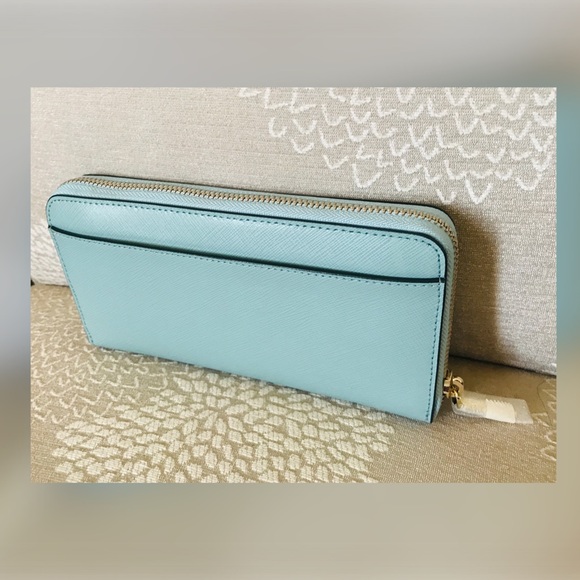 ✨KATE SPADE✨LAST 1! HOST PICK! Soft Blue Wallet - Picture 7 of 10